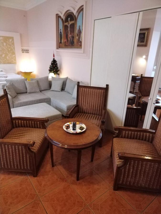 Luna Apartment Novi Sad Luaran gambar